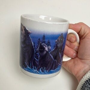Vintage Wolf Mug Canadian Geographic Blue Ceramic Coffee Rare